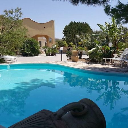 Villa Alba Valderice Buitenkant foto