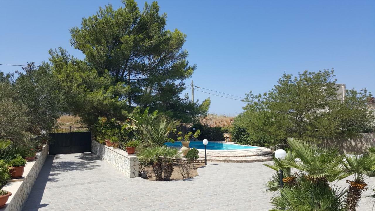 Villa Alba Valderice Buitenkant foto